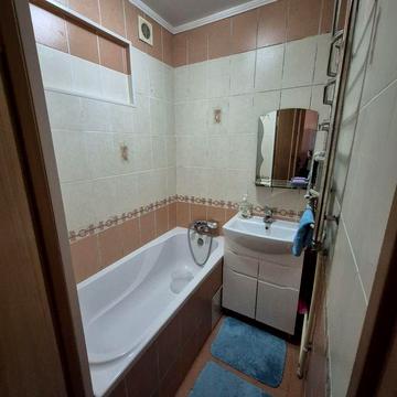 2к вул.Хмельницького, і/о