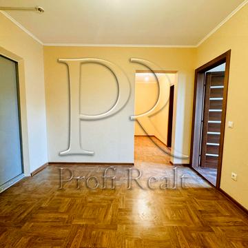 Коноплянська вул., 22-Б