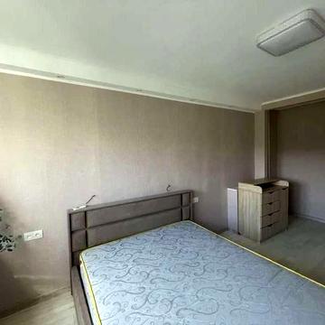 Здається 2-кімнатна квартира на вул.Космонавта Волкова,8