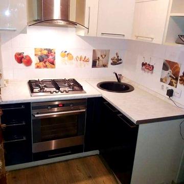 Здам роздільну 2-к. Вул. Федорова, 9. Метро Олімпійська – 9 хв. пішки