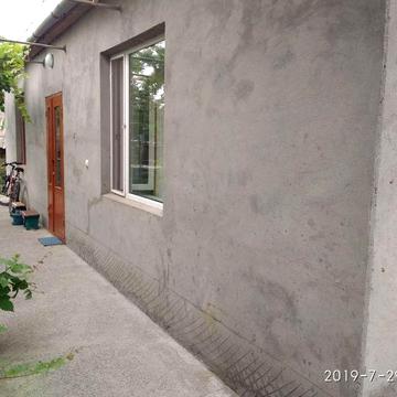 Сдам отдельную комнату после ремонта в доме парню.