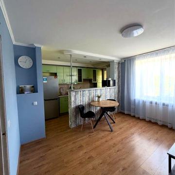 Продам квартиру в смт Яворницьке(Іларіонове)