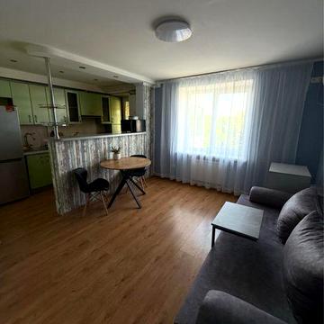 Продам квартиру в смт Яворницьке(Іларіонове)