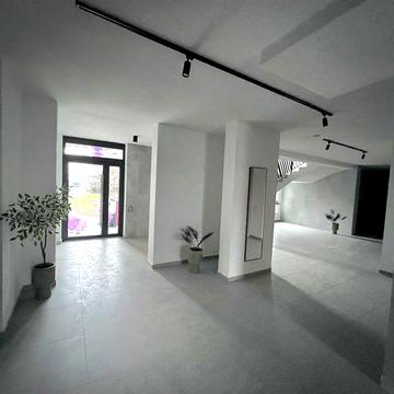 Продається 2-х кімнатна здана новобудова р-н ТЦ Майдан ЖК Янтарний