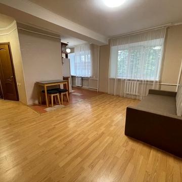 Ушинського вул., 19