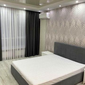 Зарічна вул., 1-Б