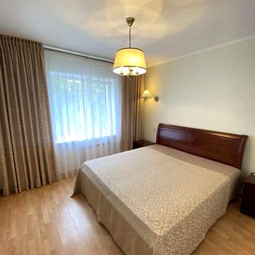 Оренда трьокімнатної квартири