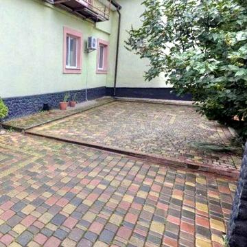 Оренда 1/2 будинку