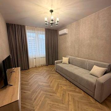 Лосевский 2, ЖК Лазурный, сдам в аренду 1 комнатную квартиру