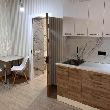 Продаж  квартира - студія з ремонтом ЖК Молодість