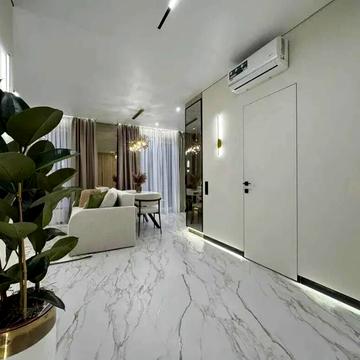 24 Серпня вул., 32