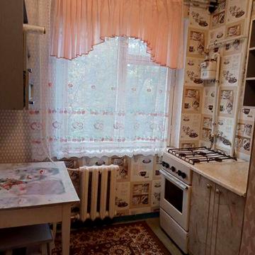 Оренда 2 кімнатної квартири на Дзержинці