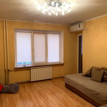 Професора Толока вул. (Маршала Чуйкова), 28