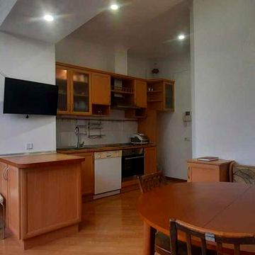 Оренда 2х кімнатної квартири в самому центрі Києва вул Івана Мазепи 14