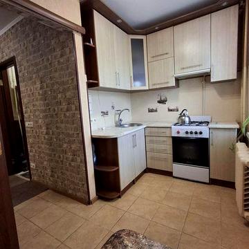 Сертификат! Продам хорошую 1 ком Центр