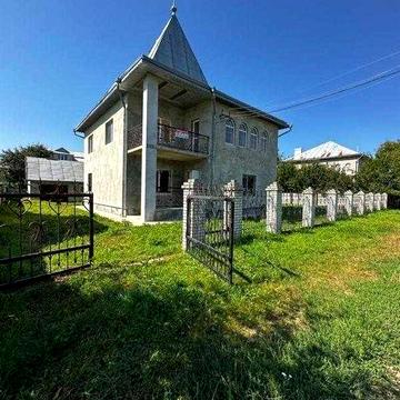 Продаю будинок по вул. Польова