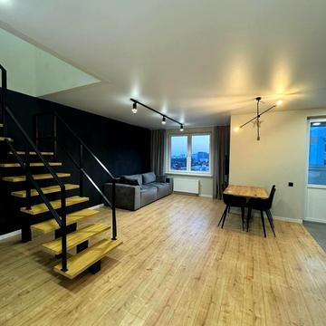 Сергія Данченка вул., 32