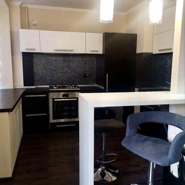 Здається  2-кімнатна квартира на набережній, район бульвару Шевченка