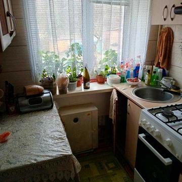 Продаю двох кімнатну квартиру ( Вінницька область, Тиврів) ЖК не має