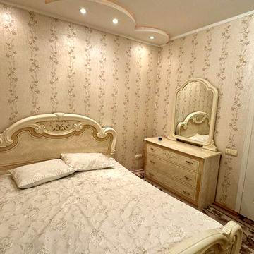 Довготривала оренда просторої 3-кімнатної квартири з неймовірним видом