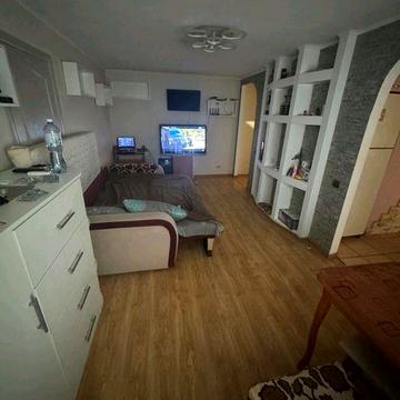 Здам 1-кімнатну квартиру  в центрі міста, довгостроково