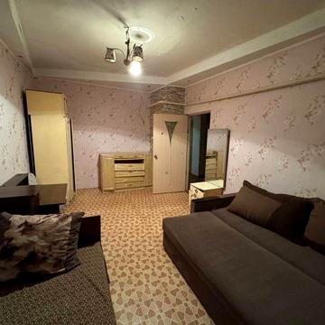 Продаж здорової 3-и кімнатної квартири у тихому місці