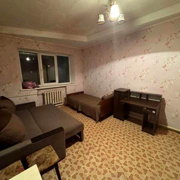 Продаж здорової 3-и кімнатної квартири у тихому місці