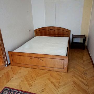 Борщагівська вул., 8