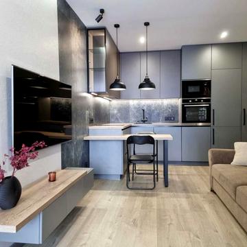 Зарічна вул., 4/2