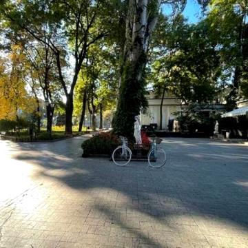 Преображенська вул., 17