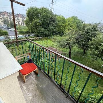 Загорська вул., 18