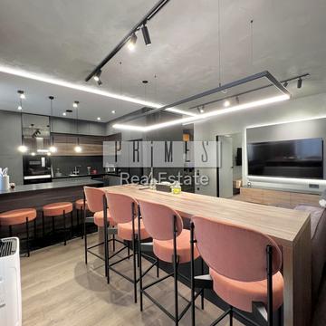 Зарічна вул., 6