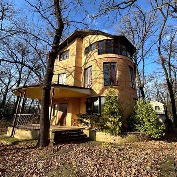 Здам шикарний будинок в Орловщині.