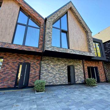 Дуплекс в центрі Ірпеня 150м від парку Незнайки,поруч садок та школа!