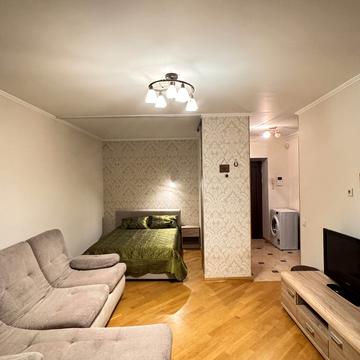 Лаврська вул. (Січневого Повстання), 4-В