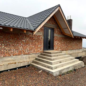 Центральна