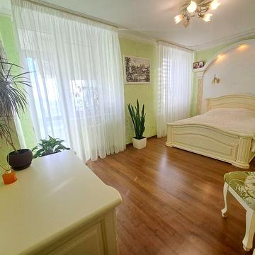 Петра Григоренка просп., 22/20