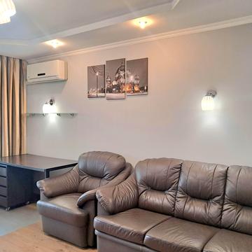 Братства Тарасівців вул. (Декабристів), 12/37