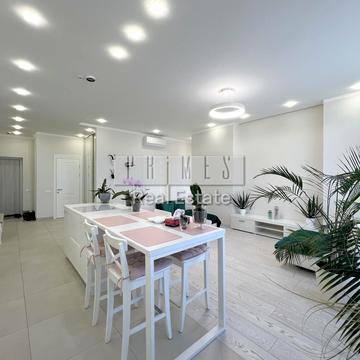 Дегтярівська вул., 17 к1