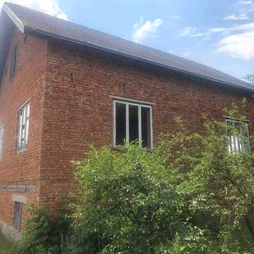 Будинок ( сирець) у м. Тлумач