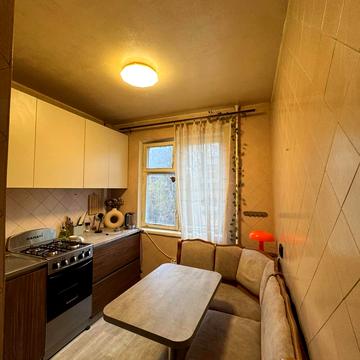 Академіка Філатова вул., 31