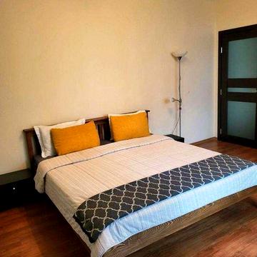 Здам в довгострокову оренду 3-кімнатну на Окіпної Раїси 10!