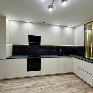 Юліана Целевича вул., 4