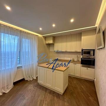 Петра Калнишевського вул. (Михайла Майорова), 14