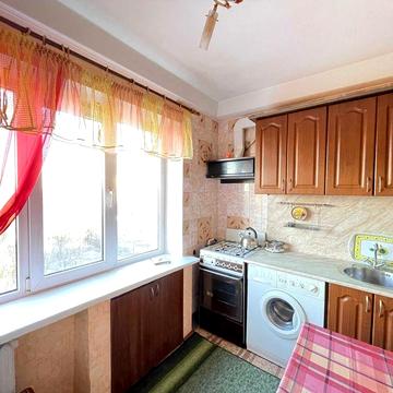 Сдам 2 комнатная квартира улица Шолом-Алейхема 1 метро Черниговская