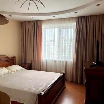 Героїв просп., 40