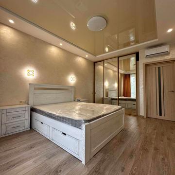 Леоніда Перфецького вул., 6