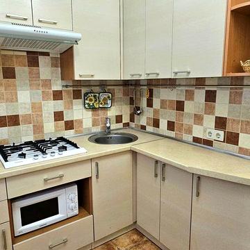 Сдаётся 1 к.кв. м. Научная (пр. Науки) 4/9 ремонт