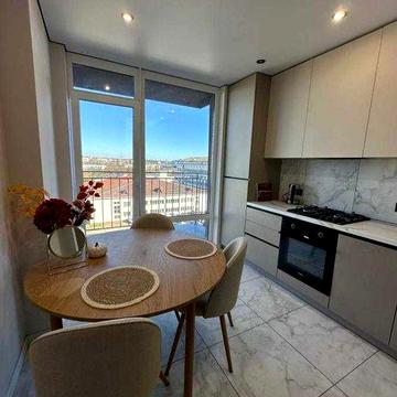 укомплектована 1 кім квартира в центрі. готова інвестиція