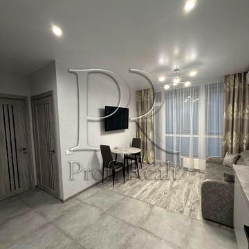 Віктора Некрасова вул. (Північно-Сирецька), 12-А